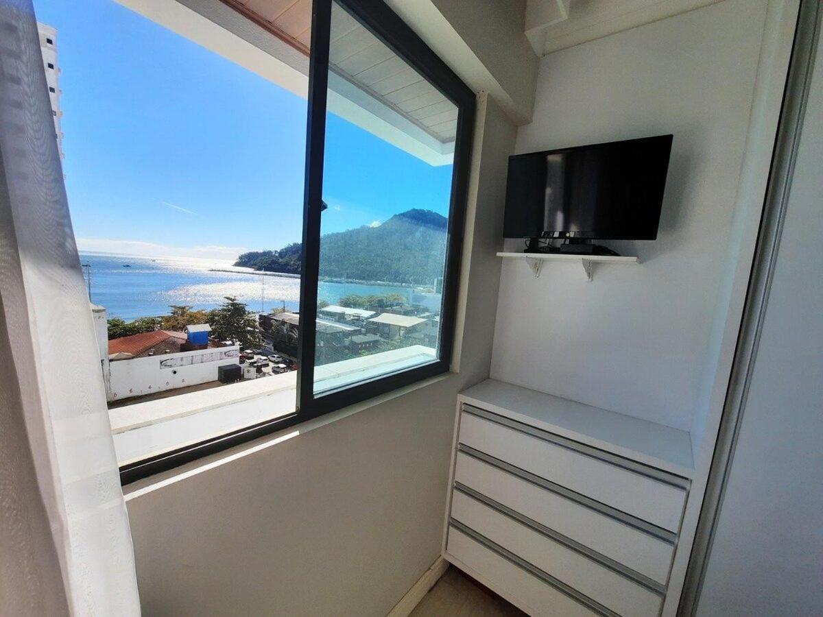 3 Suites Linda Vista Da Orla De Bc A 50M Da Praia - Somente Familiares Balneário Camboriú エクステリア 写真