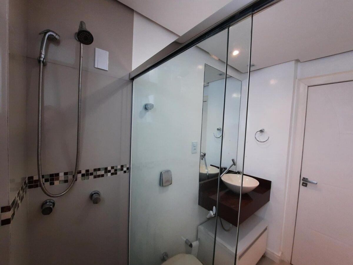 3 Suites Linda Vista Da Orla De Bc A 50M Da Praia - Somente Familiares Balneário Camboriú エクステリア 写真