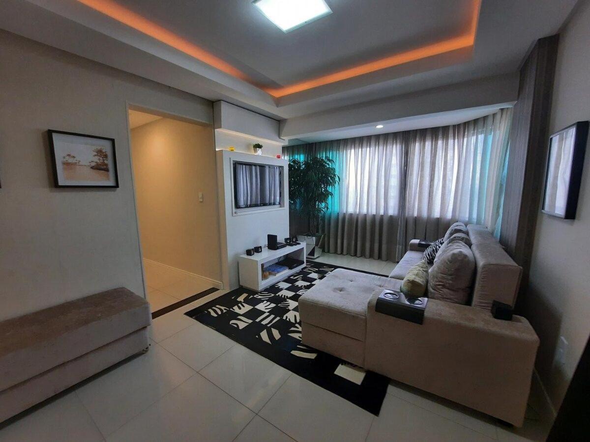3 Suites Linda Vista Da Orla De Bc A 50M Da Praia - Somente Familiares Balneário Camboriú エクステリア 写真