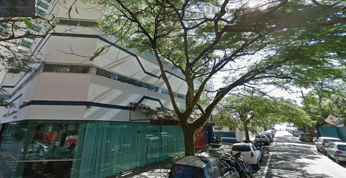 3 Suites Linda Vista Da Orla De Bc A 50M Da Praia - Somente Familiares Balneário Camboriú エクステリア 写真