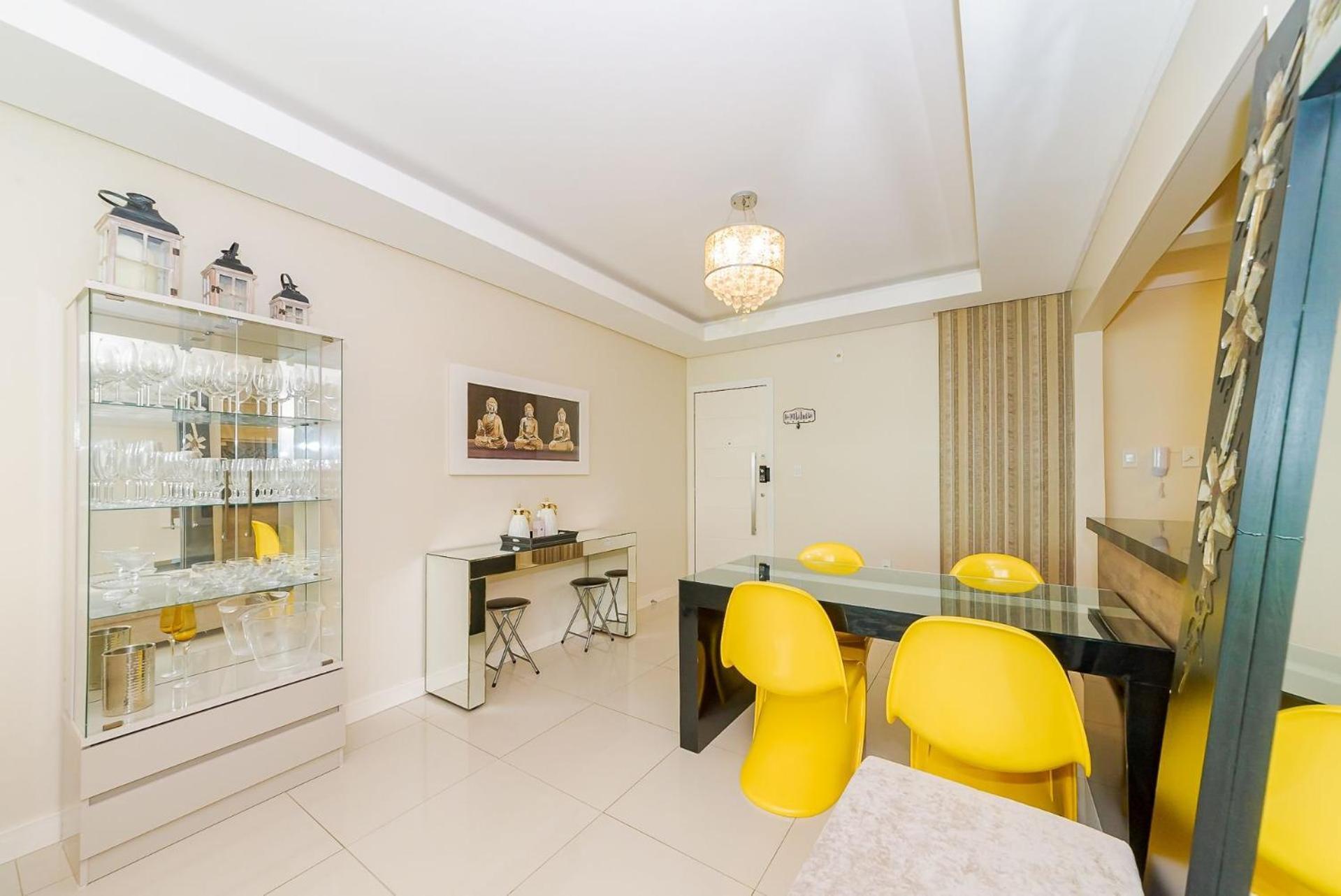 3 Suites Linda Vista Da Orla De Bc A 50M Da Praia - Somente Familiares Balneário Camboriú エクステリア 写真