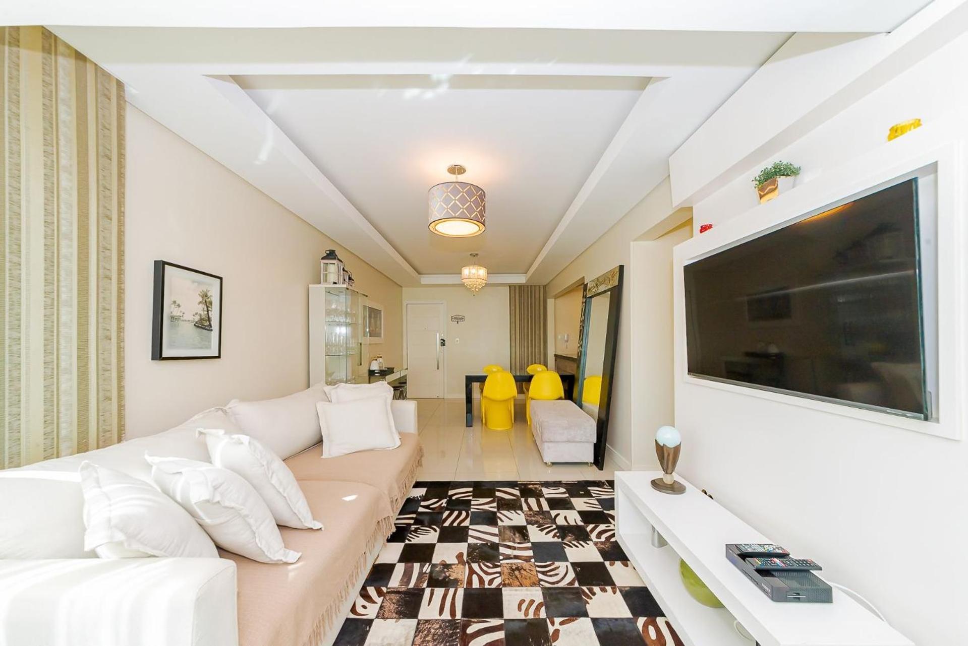 3 Suites Linda Vista Da Orla De Bc A 50M Da Praia - Somente Familiares Balneário Camboriú エクステリア 写真